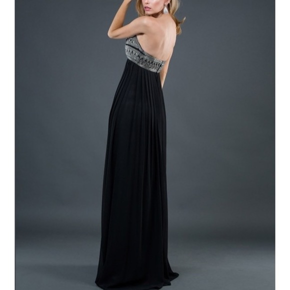 Jovani Gown - Picture 2 of 5